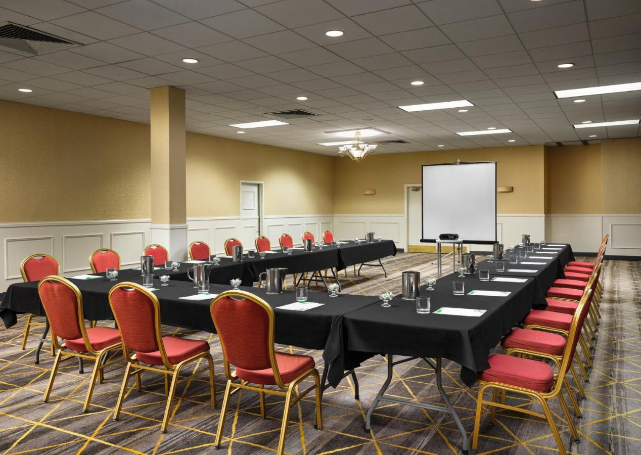 Holiday Inn & Suites Boston Peabody, An Ihg Hotel Εξωτερικό φωτογραφία