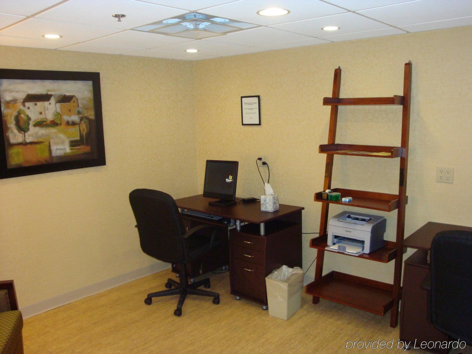 Holiday Inn & Suites Boston Peabody, An Ihg Hotel Ανέσεις φωτογραφία